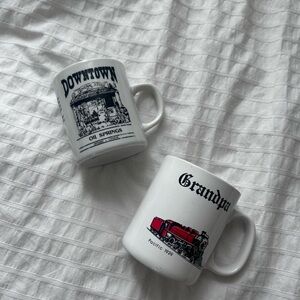 White Graphic Coffee Mugs Set